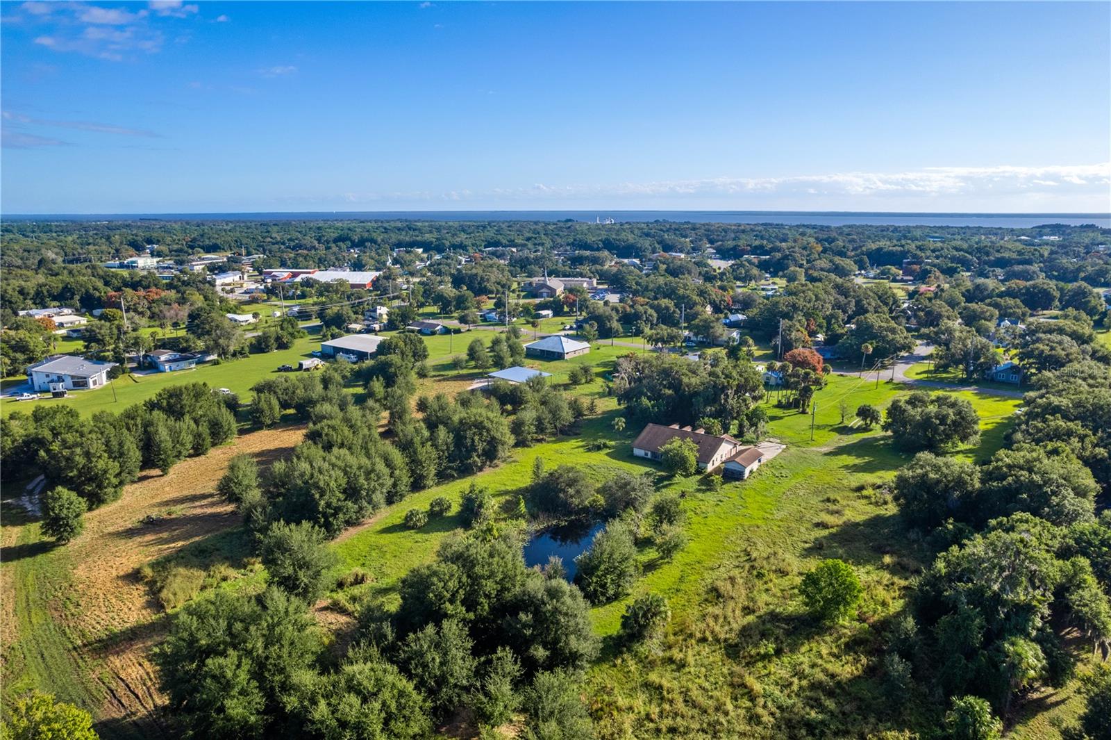 Image 4 of 13 For 2342 Singleton Avenue