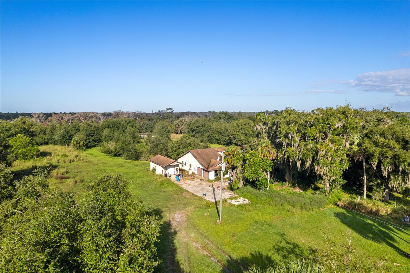 Image 7 of 13 For 2342 Singleton Avenue