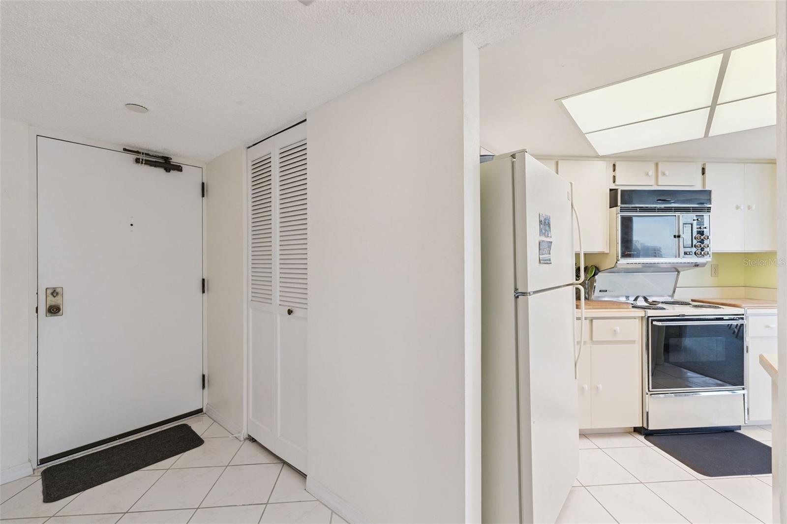 Image 2 of 43 For 1 Oceans West Boulevard 11a3