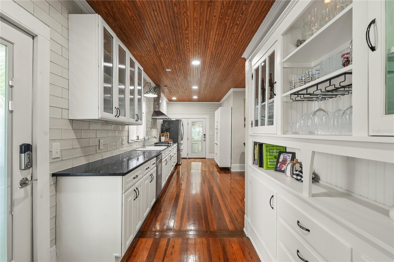 Image 13 of 38 For 509 Faulkner Street