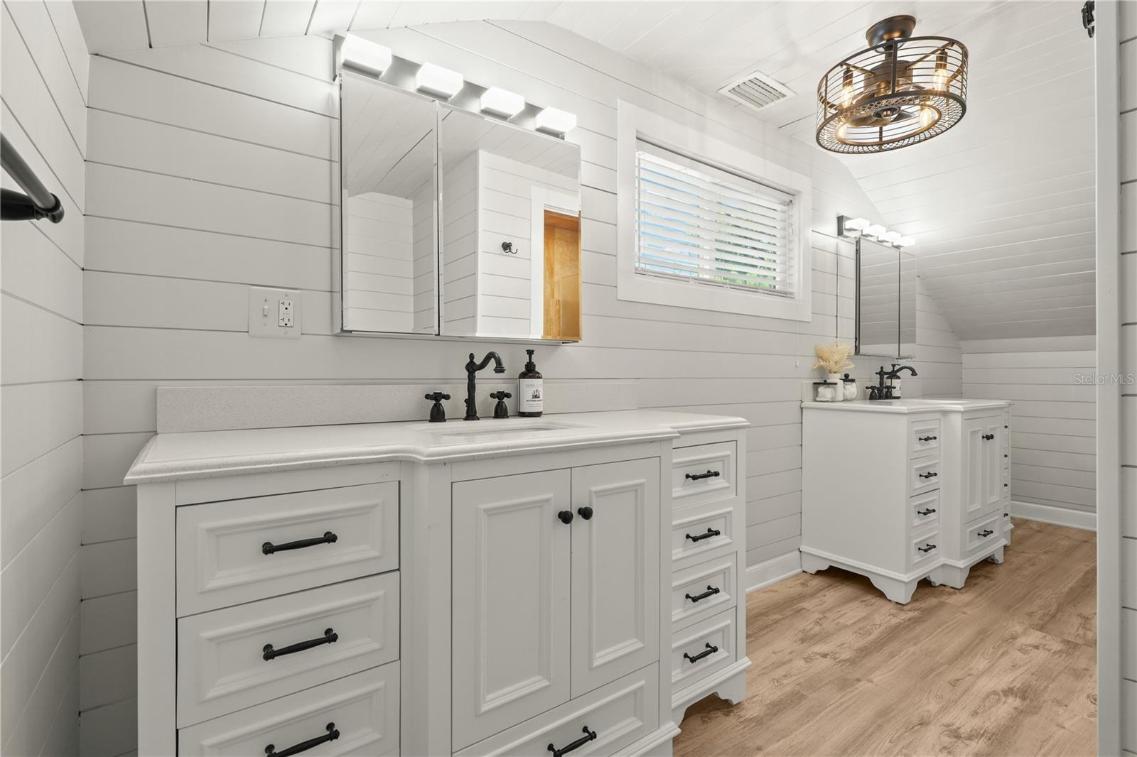 Image 18 of 38 For 509 Faulkner Street