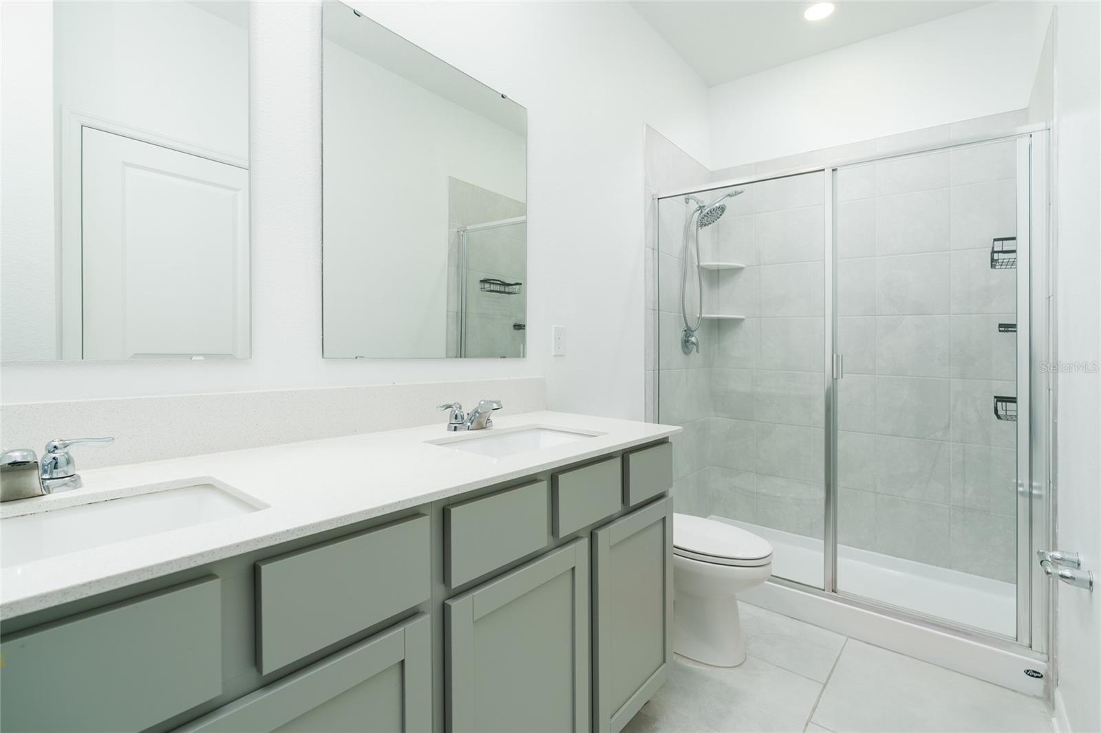 Image 18 of 63 For 3919 Willowbrook Drive