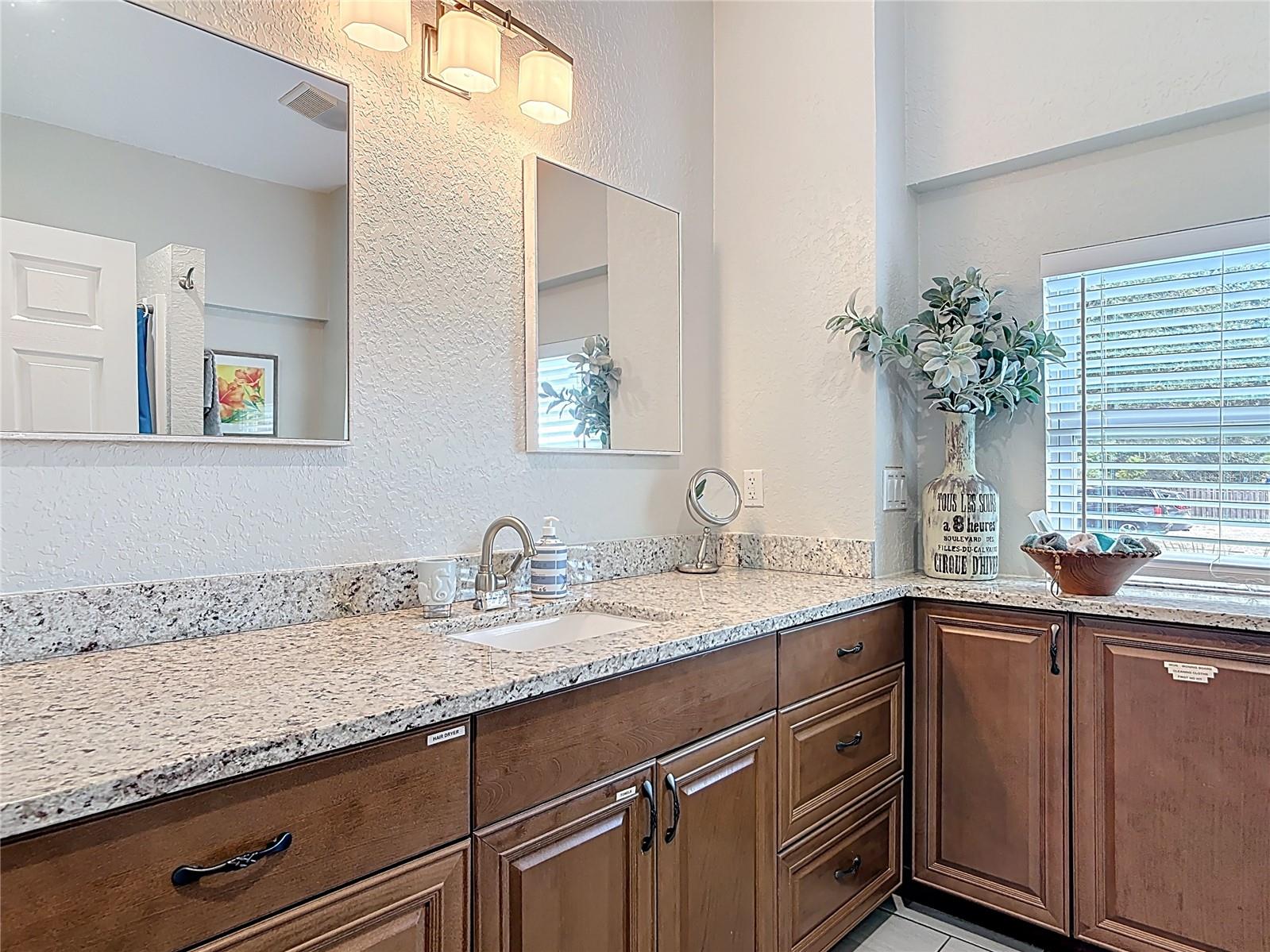 Image 30 of 65 For 314 Palmetto Street