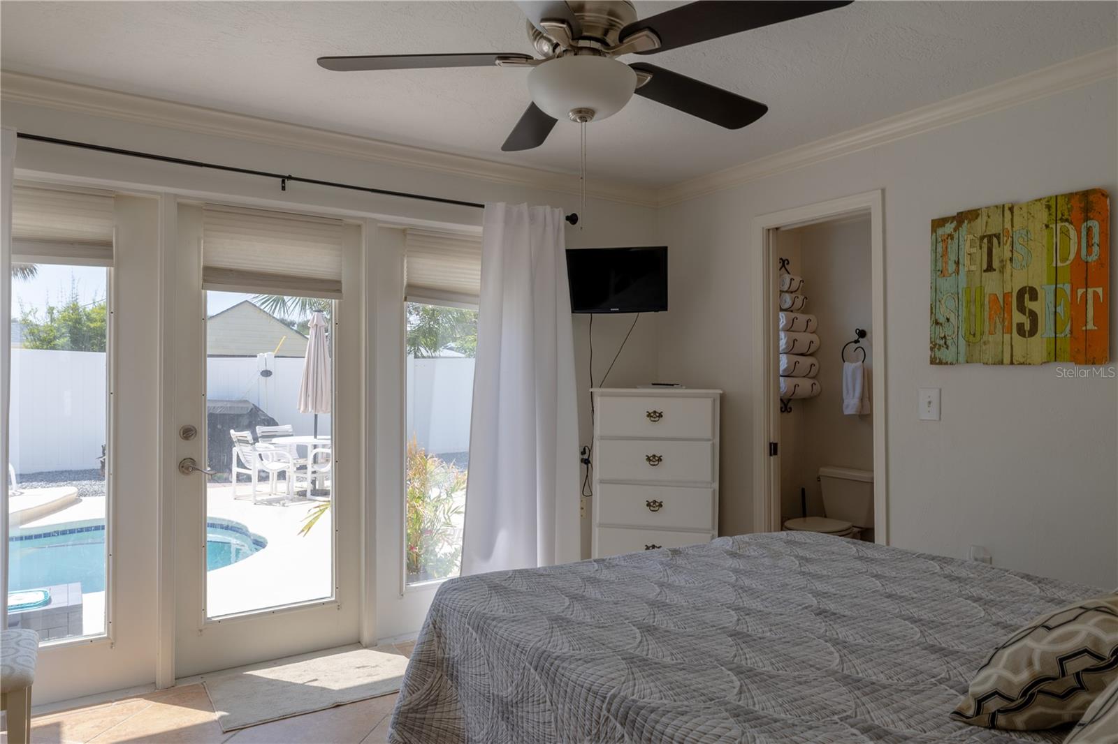 Image 16 of 23 For 813 6th Avenue