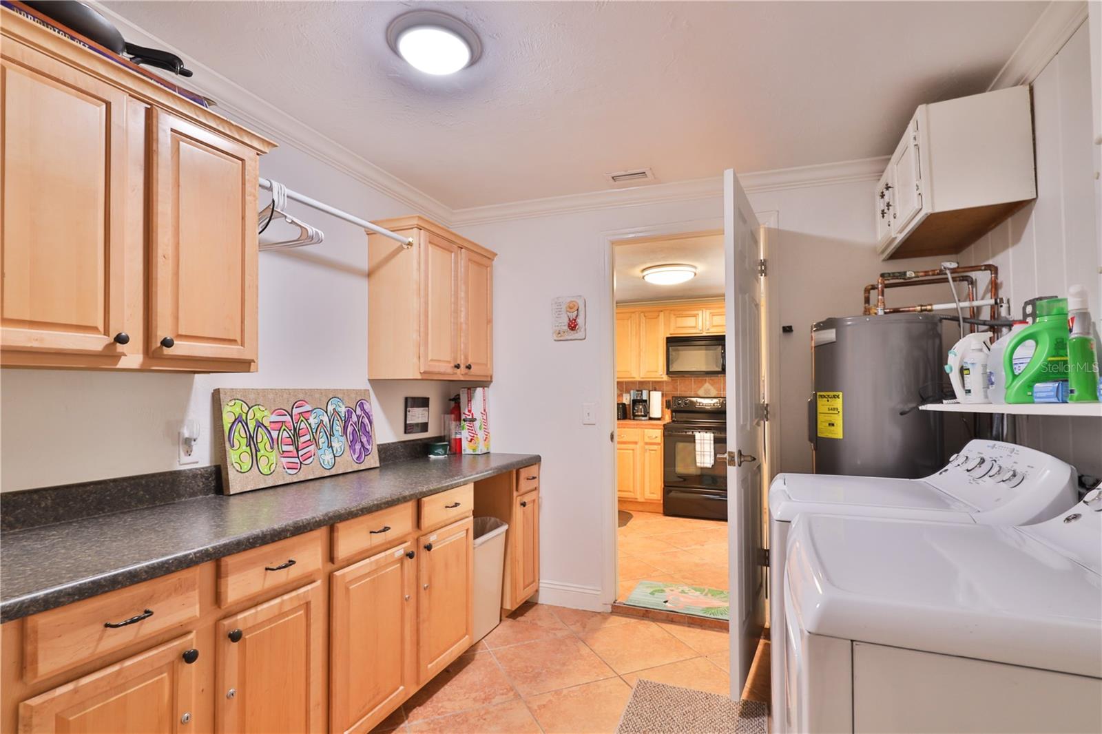 Image 23 of 23 For 813 6th Avenue