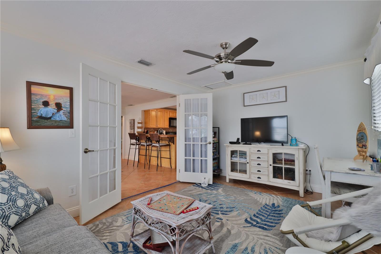Image 8 of 23 For 813 6th Avenue
