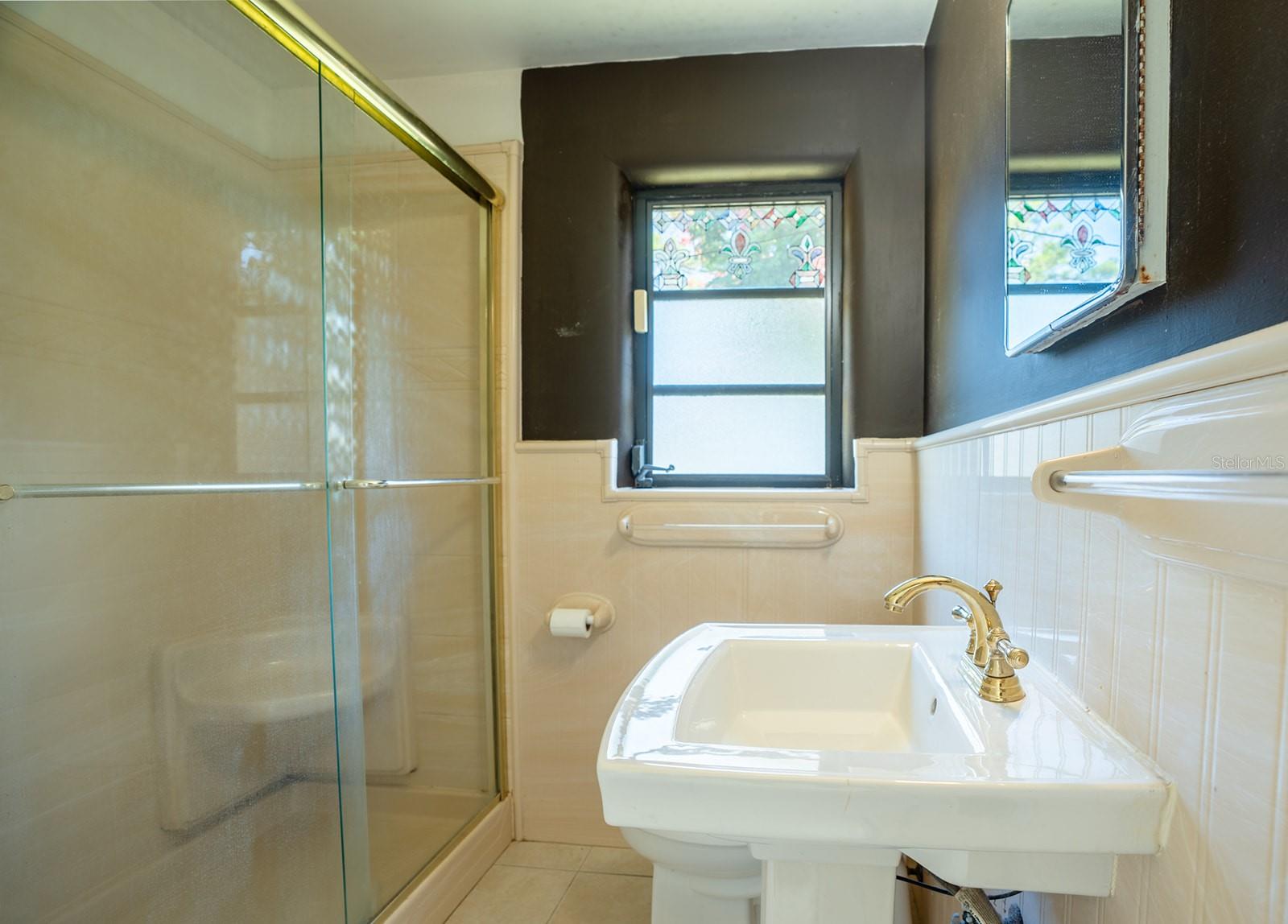 Image 12 of 24 For 1209 Lurian Street
