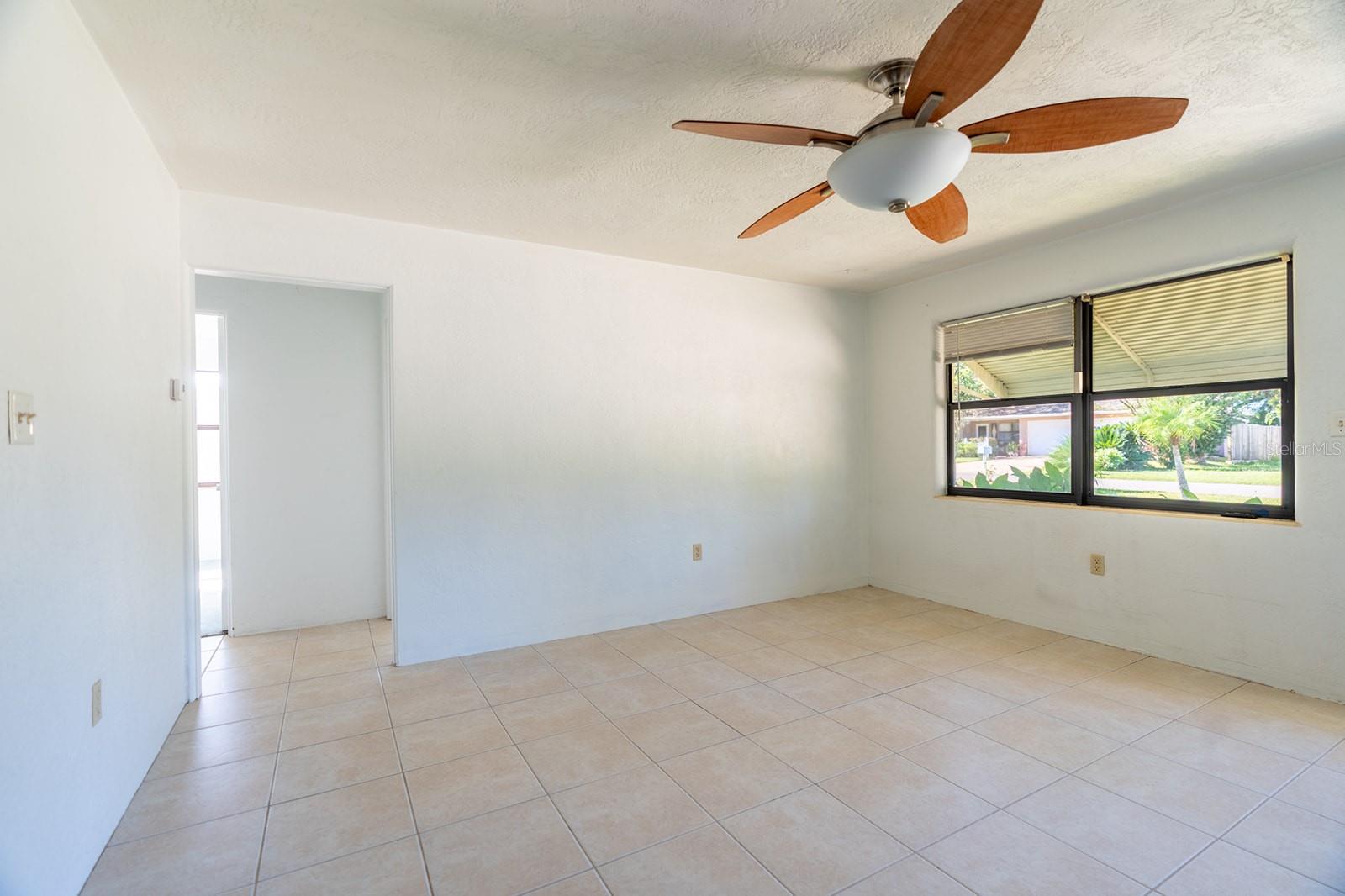 Image 5 of 24 For 1209 Lurian Street
