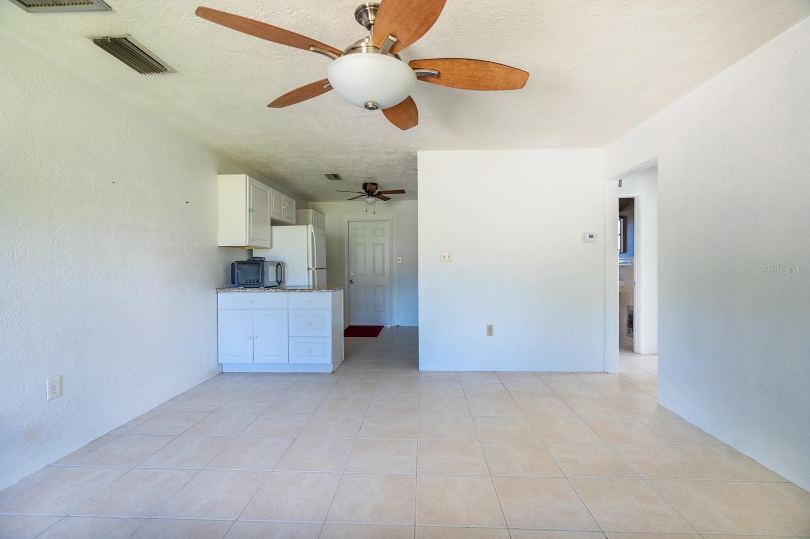 Image 6 of 24 For 1209 Lurian Street