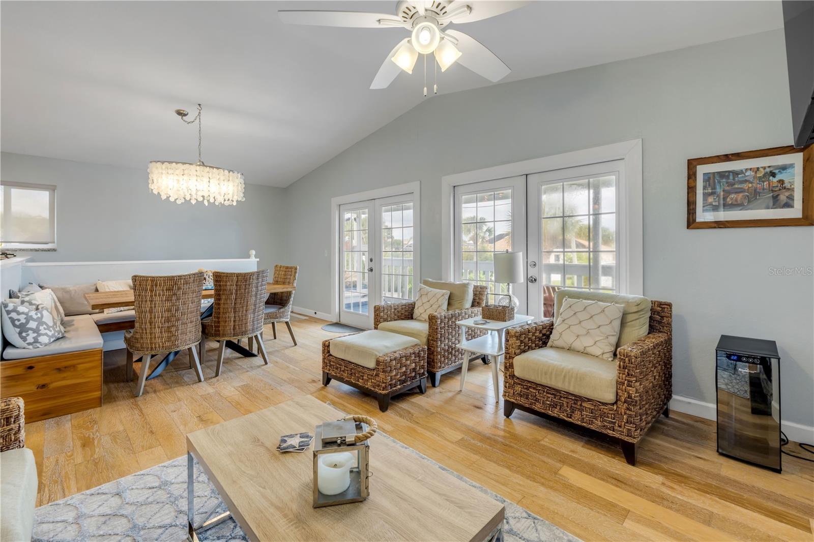 Image 11 of 50 For 4700 Saxon Drive