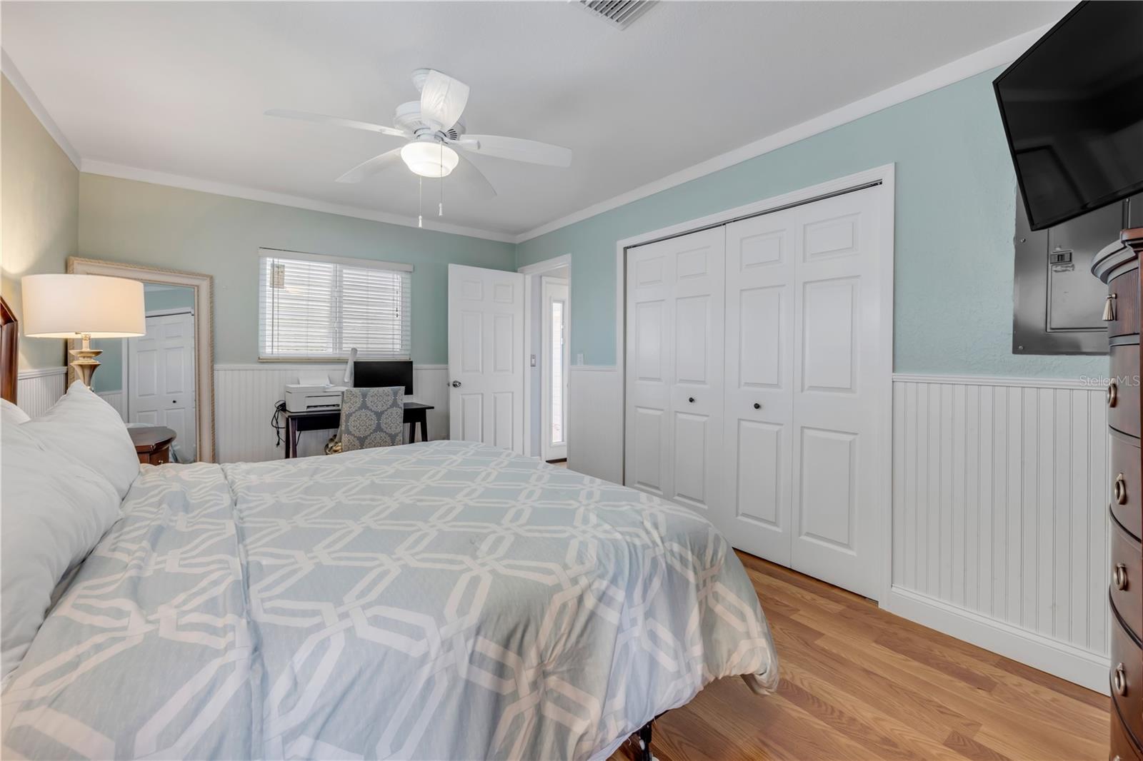 Image 17 of 50 For 4700 Saxon Drive