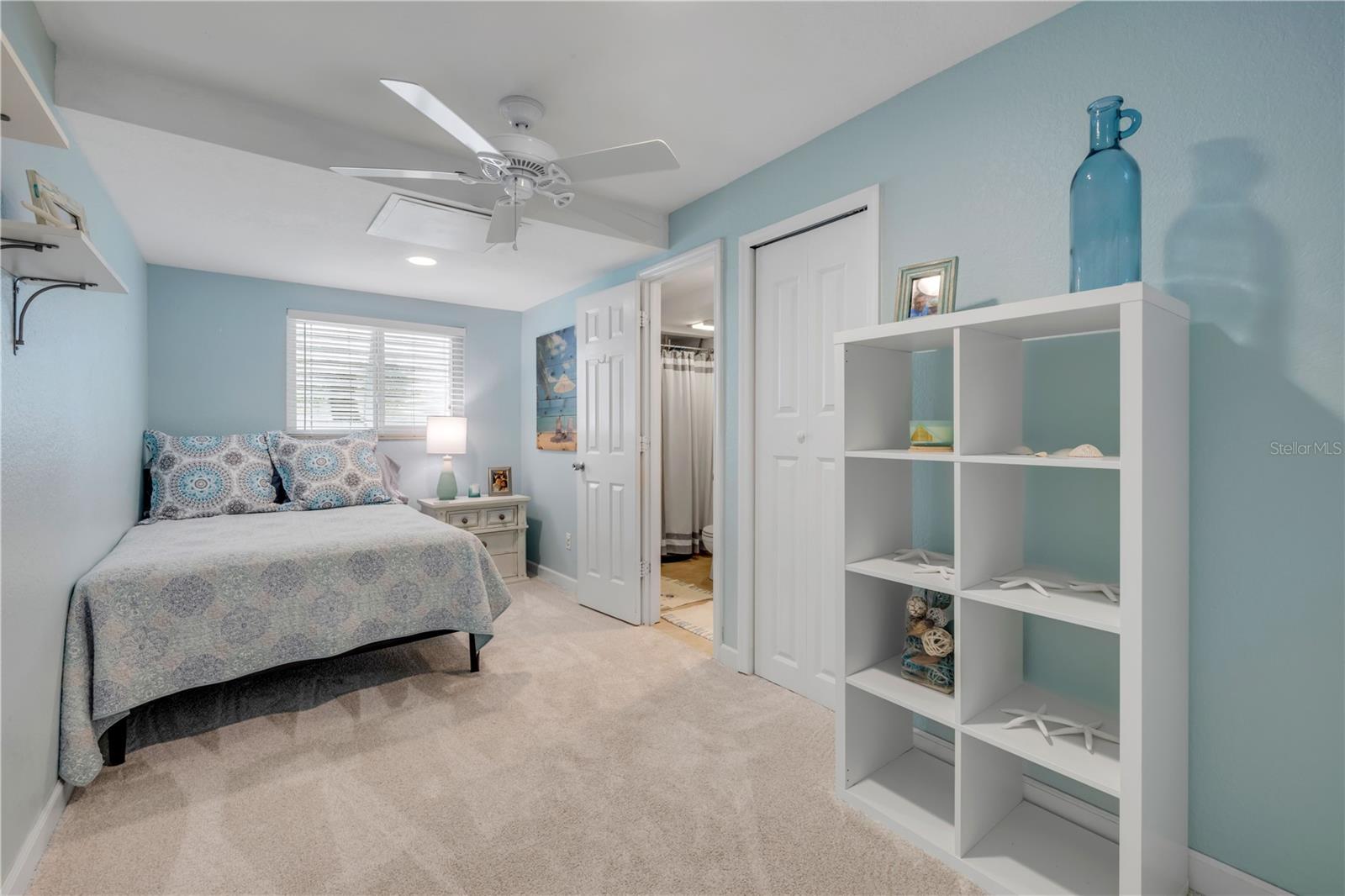 Image 30 of 50 For 4700 Saxon Drive