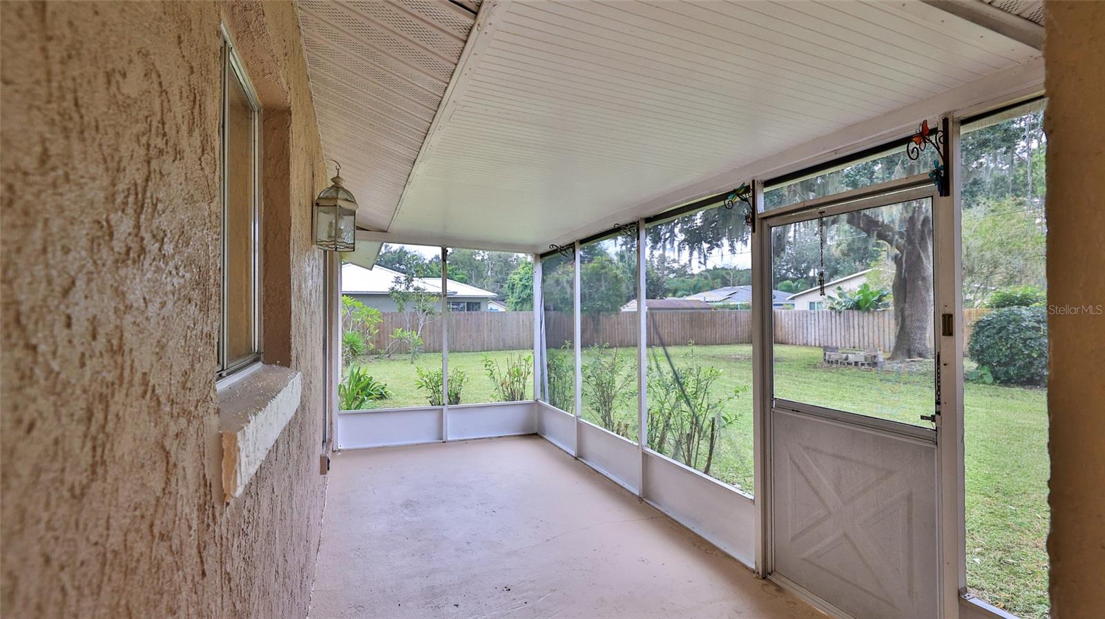 Image 10 of 36 For 1604 Umbrella Tree Drive