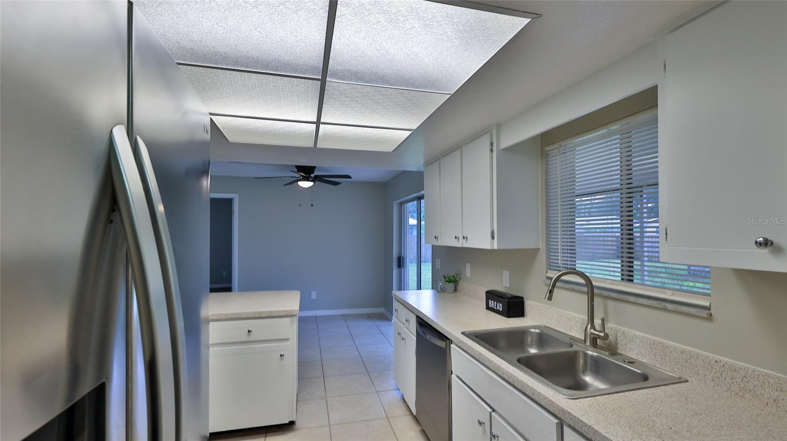 Image 18 of 36 For 1604 Umbrella Tree Drive