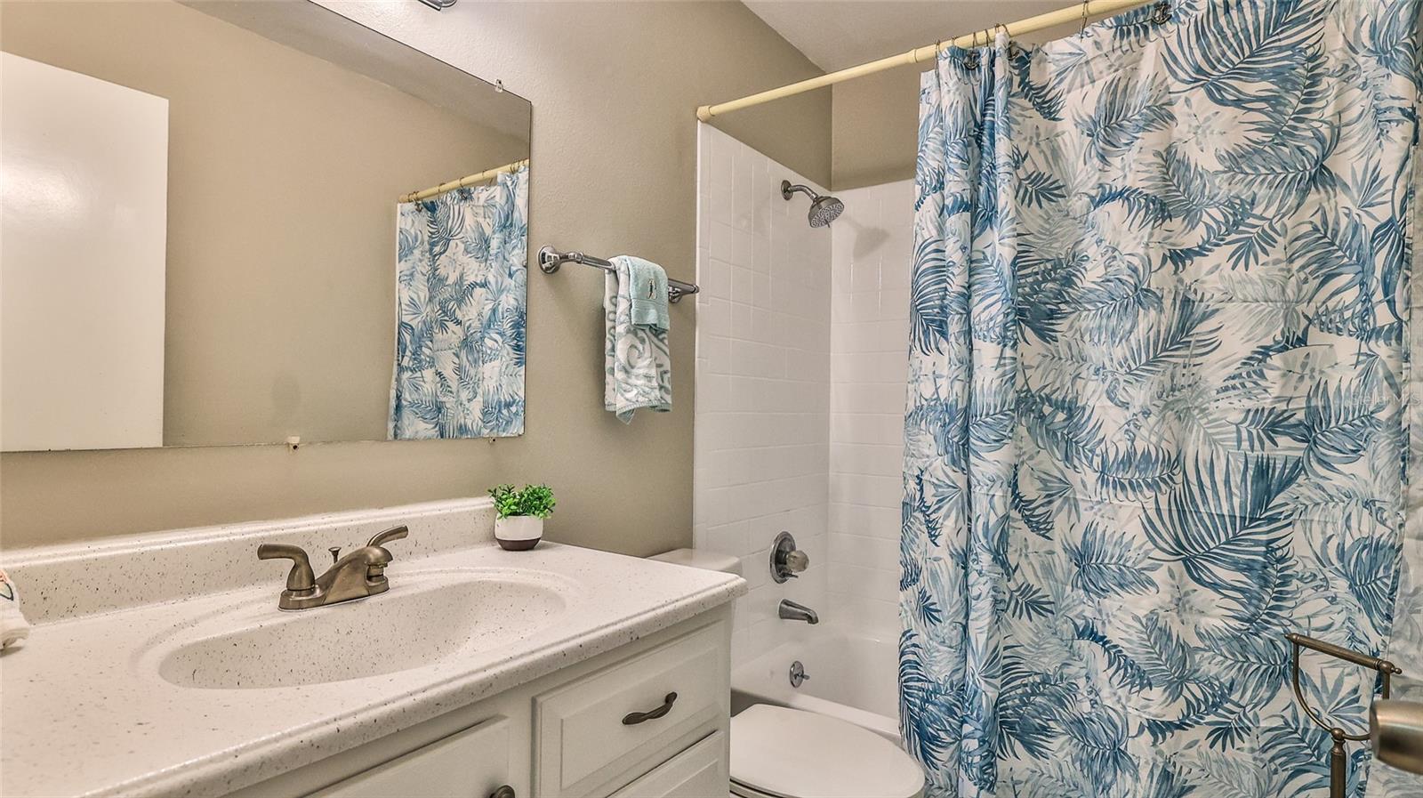 Image 26 of 36 For 1604 Umbrella Tree Drive