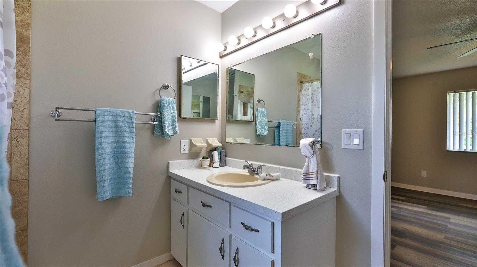 Image 36 of 36 For 1604 Umbrella Tree Drive