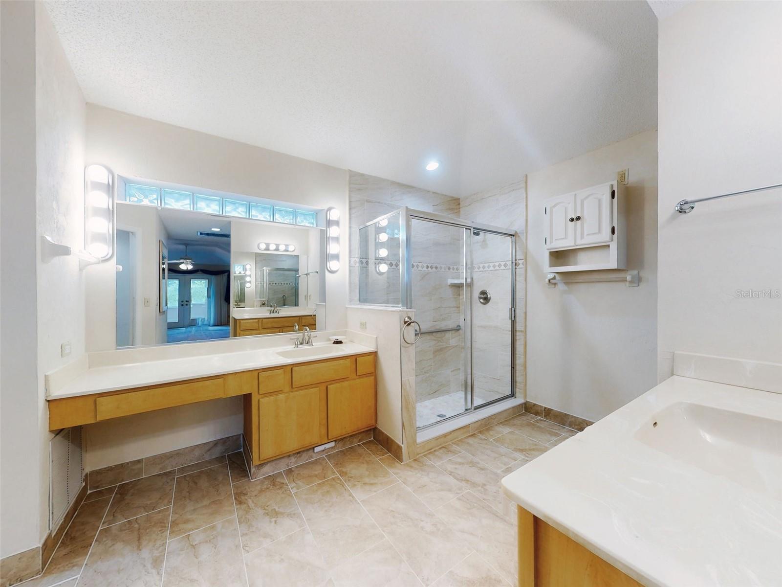 Image 49 of 81 For 134 Sea Street