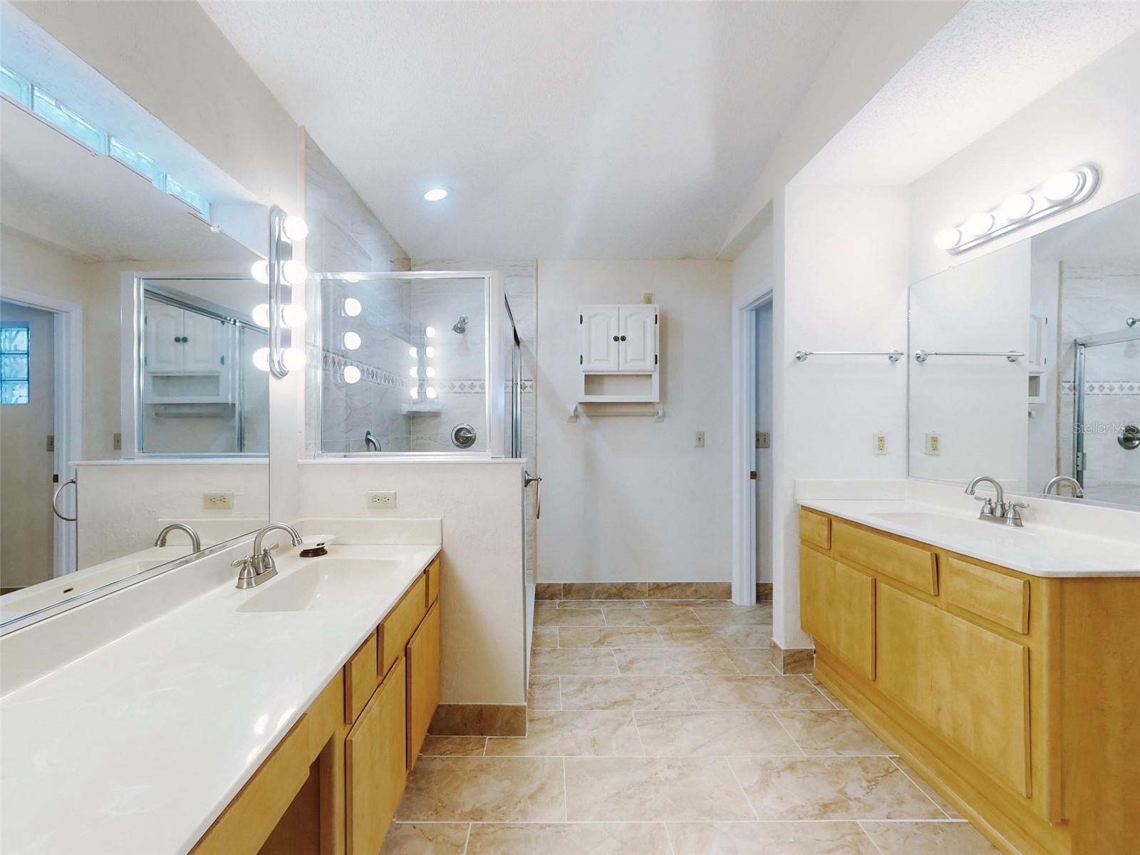 Image 52 of 81 For 134 Sea Street