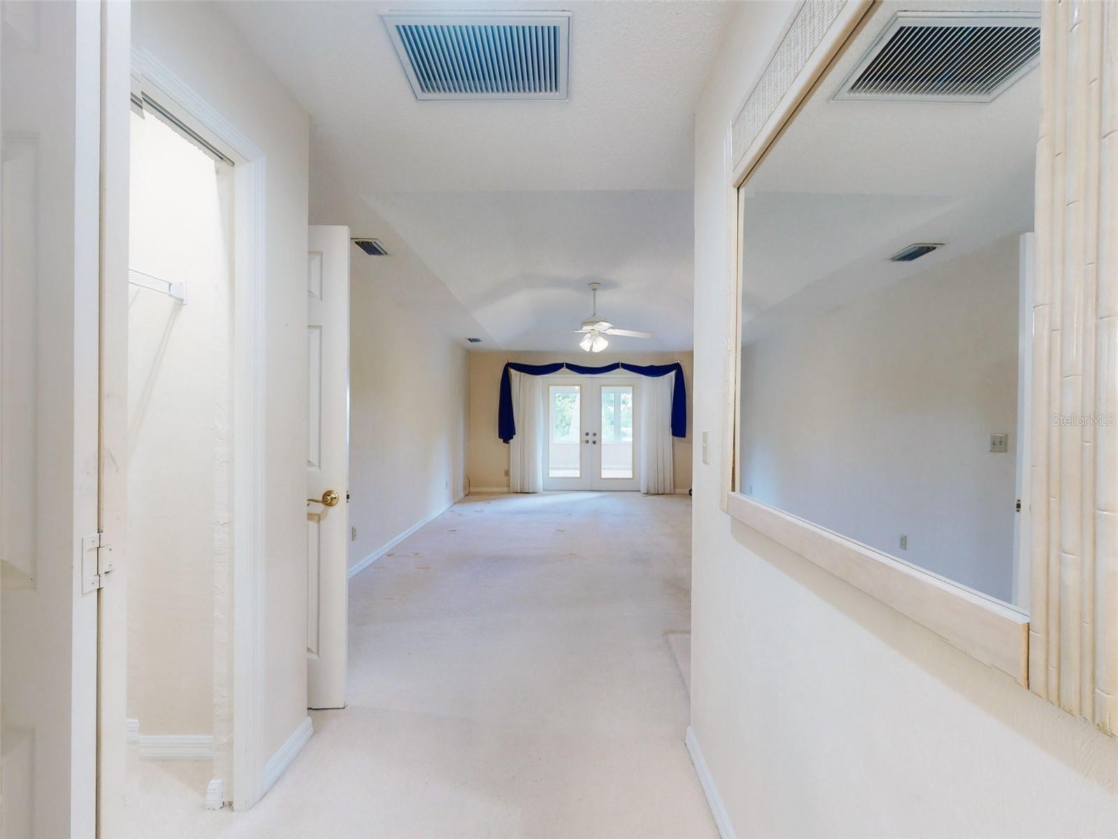 Image 57 of 81 For 134 Sea Street