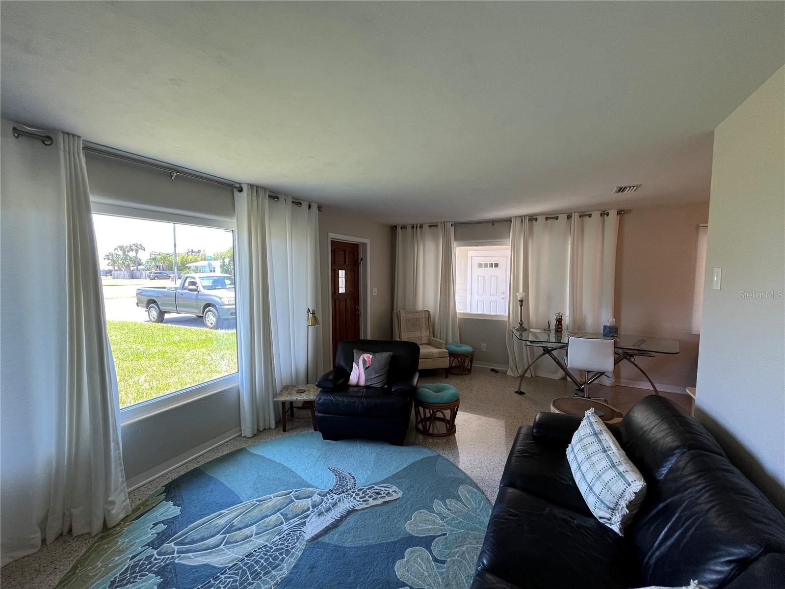 Image 16 of 32 For 371 Granada Street