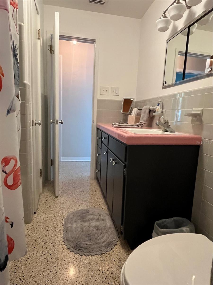 Image 20 of 32 For 371 Granada Street