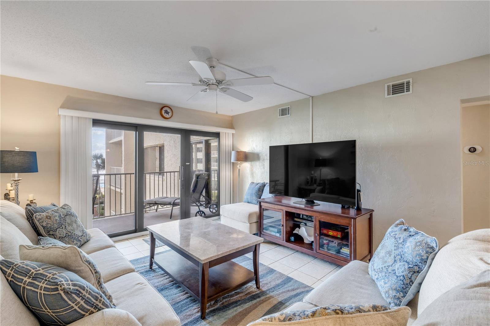 Image 11 of 68 For 4175 Atlantic Avenue 314