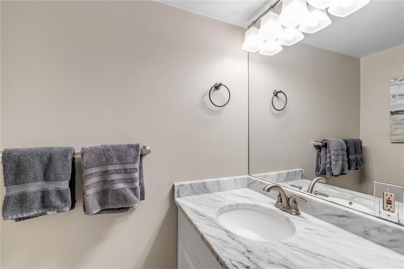 Image 33 of 68 For 4175 Atlantic Avenue 314