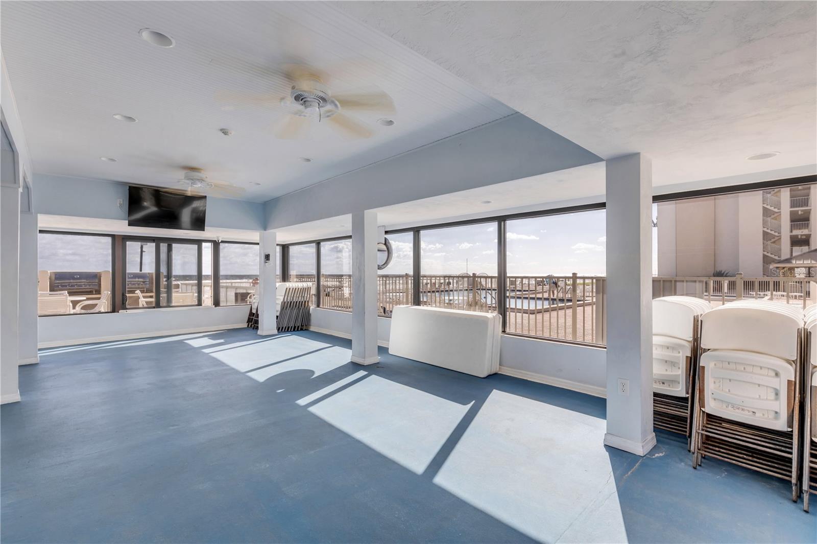 Image 43 of 68 For 4175 Atlantic Avenue 314