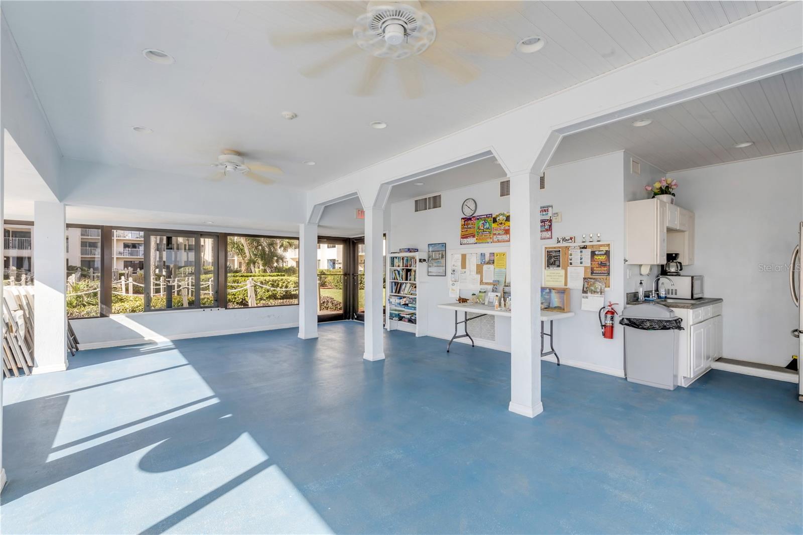 Image 48 of 68 For 4175 Atlantic Avenue 314