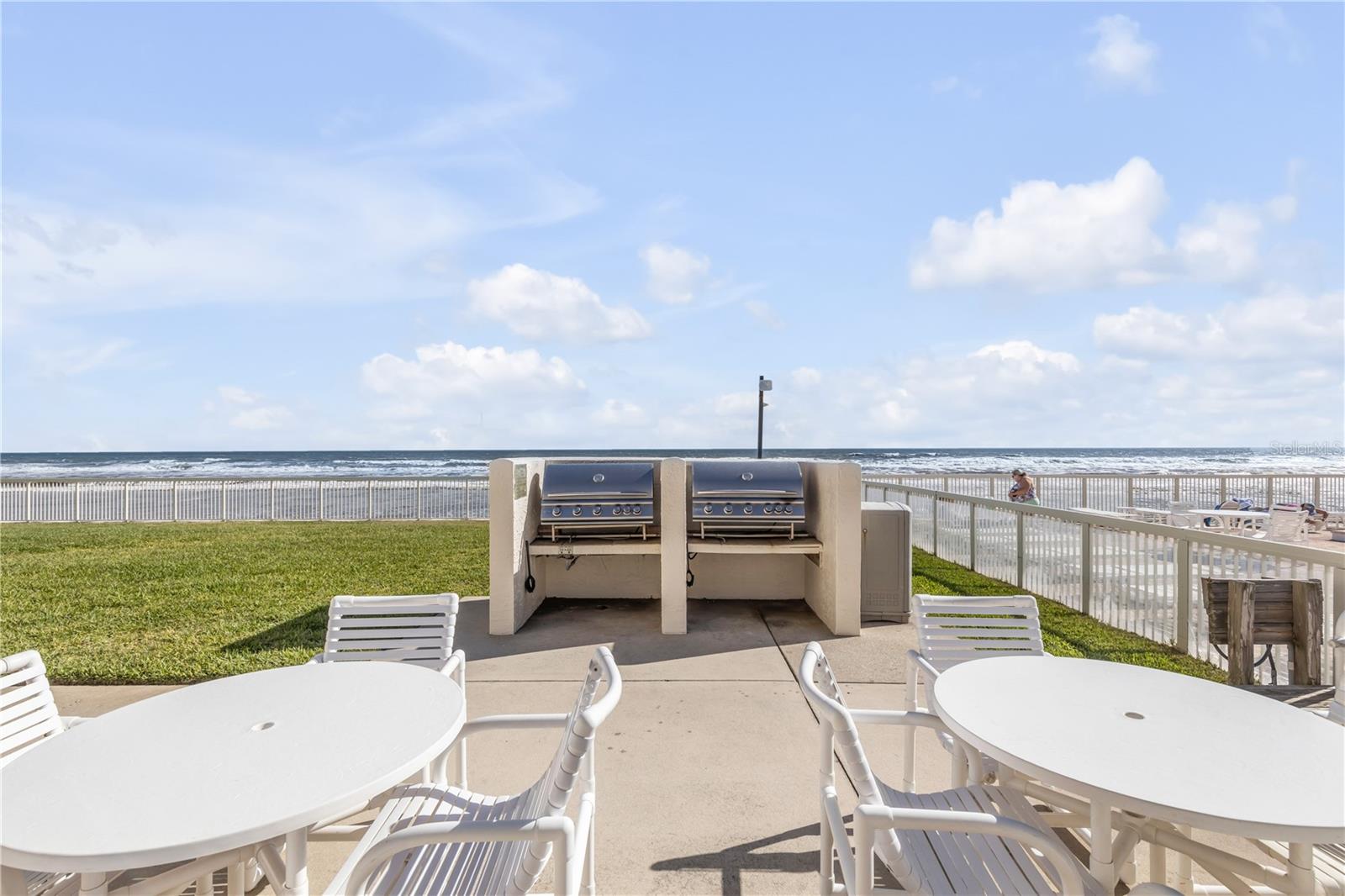 Image 49 of 68 For 4175 Atlantic Avenue 314