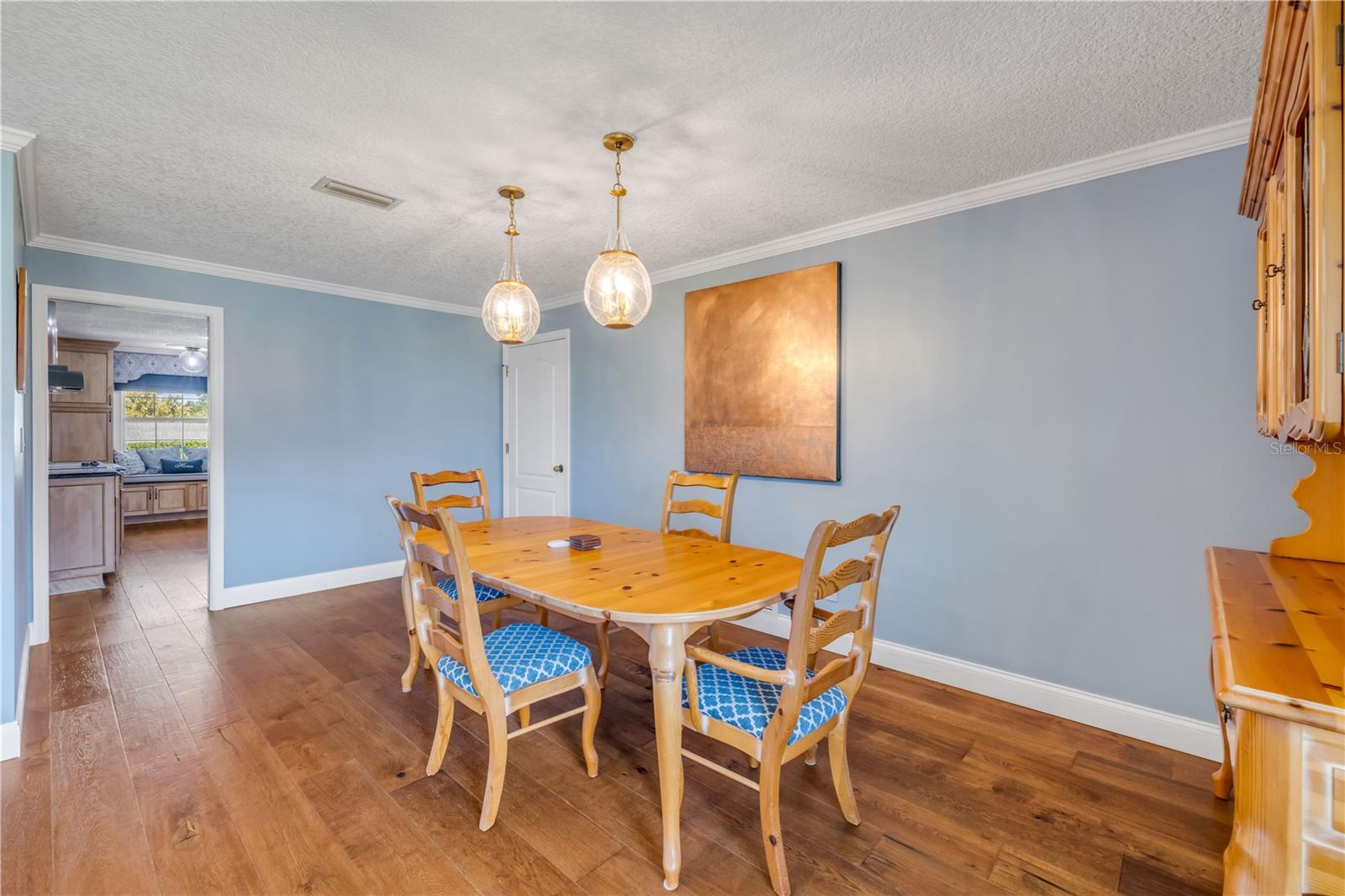 Image 13 of 76 For 317 Oak Hill Drive