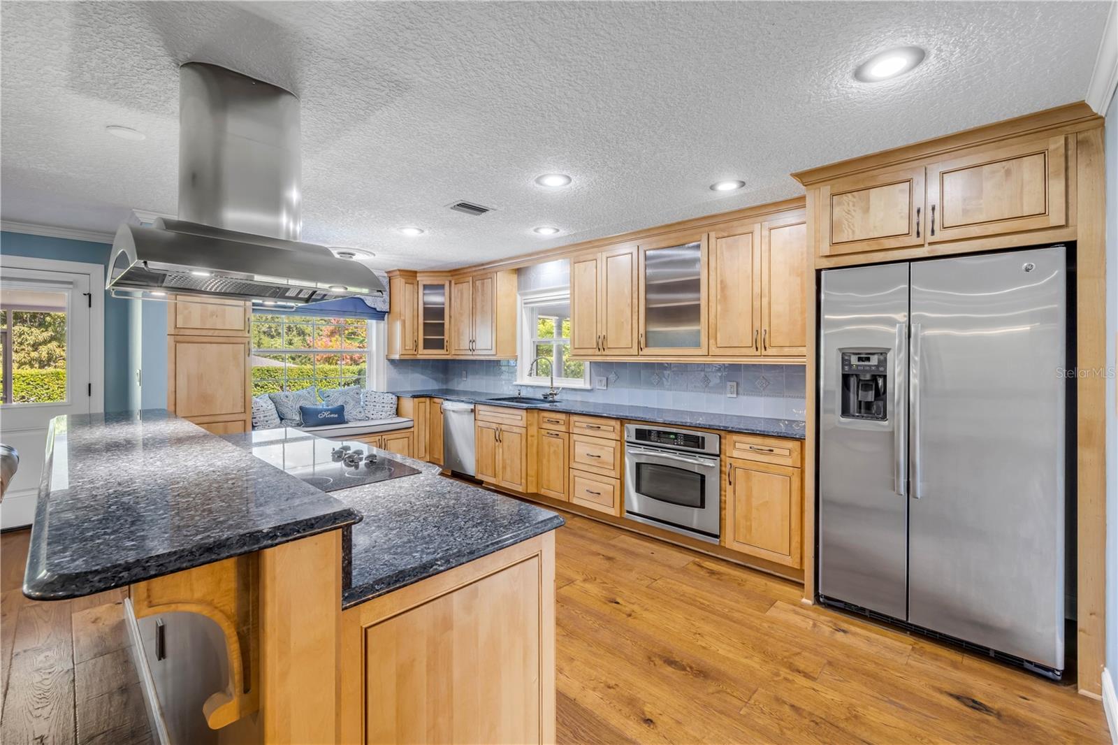 Image 3 of 76 For 317 Oak Hill Drive