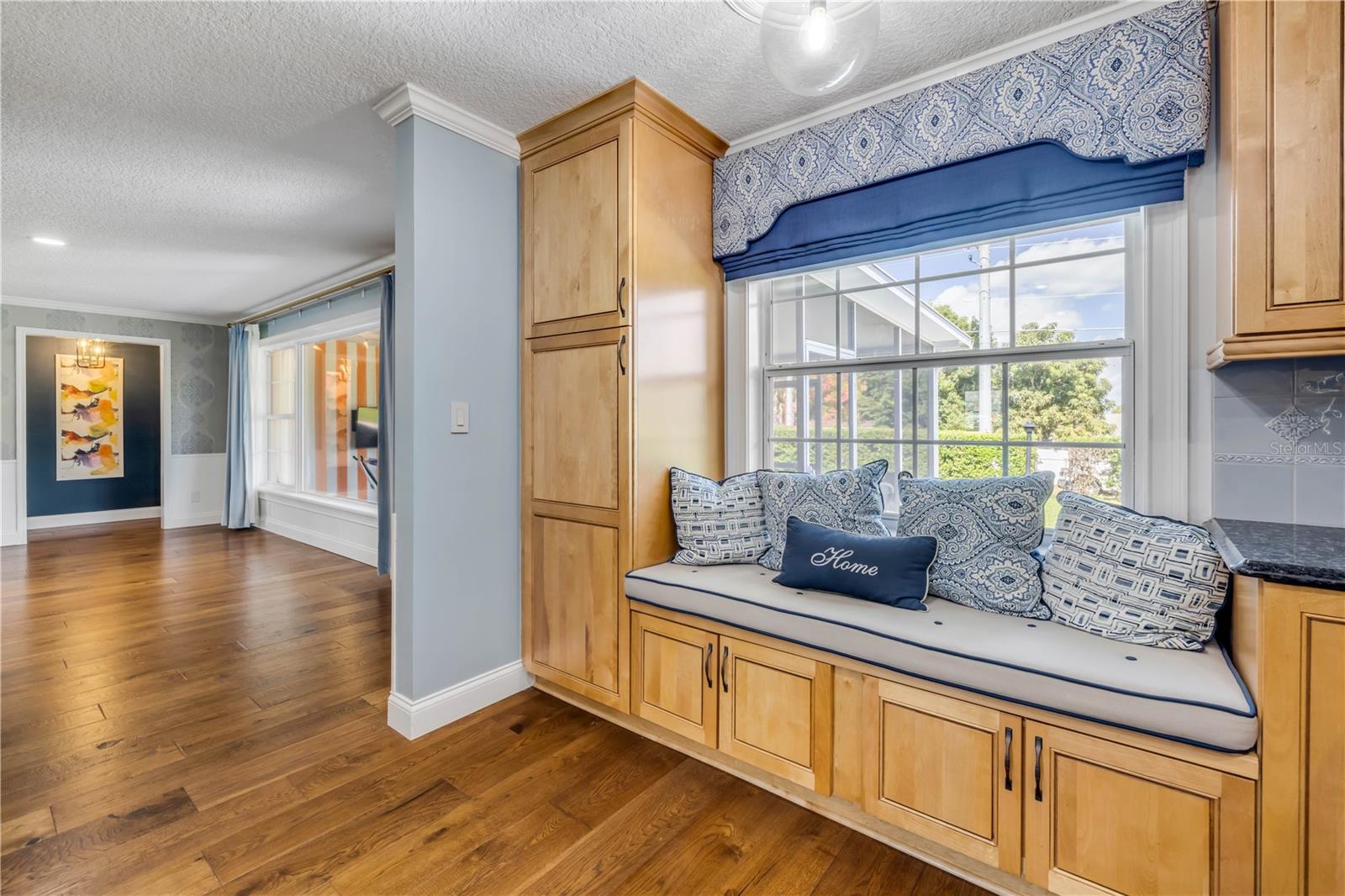 Image 30 of 76 For 317 Oak Hill Drive