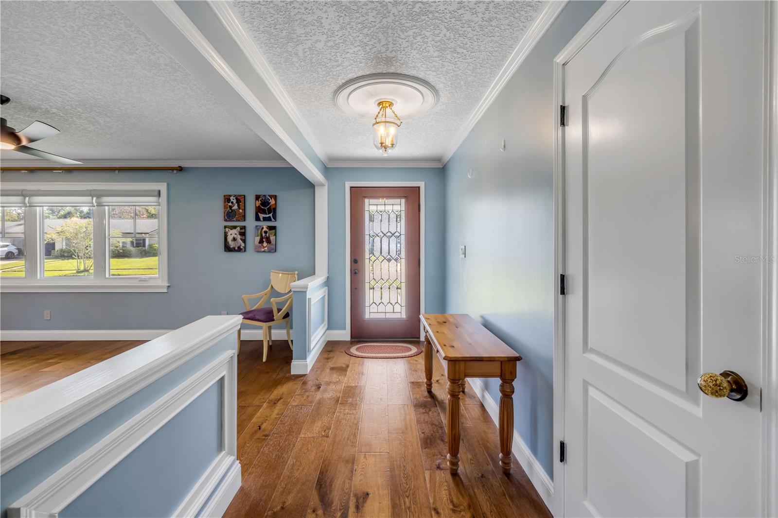 Image 6 of 76 For 317 Oak Hill Drive