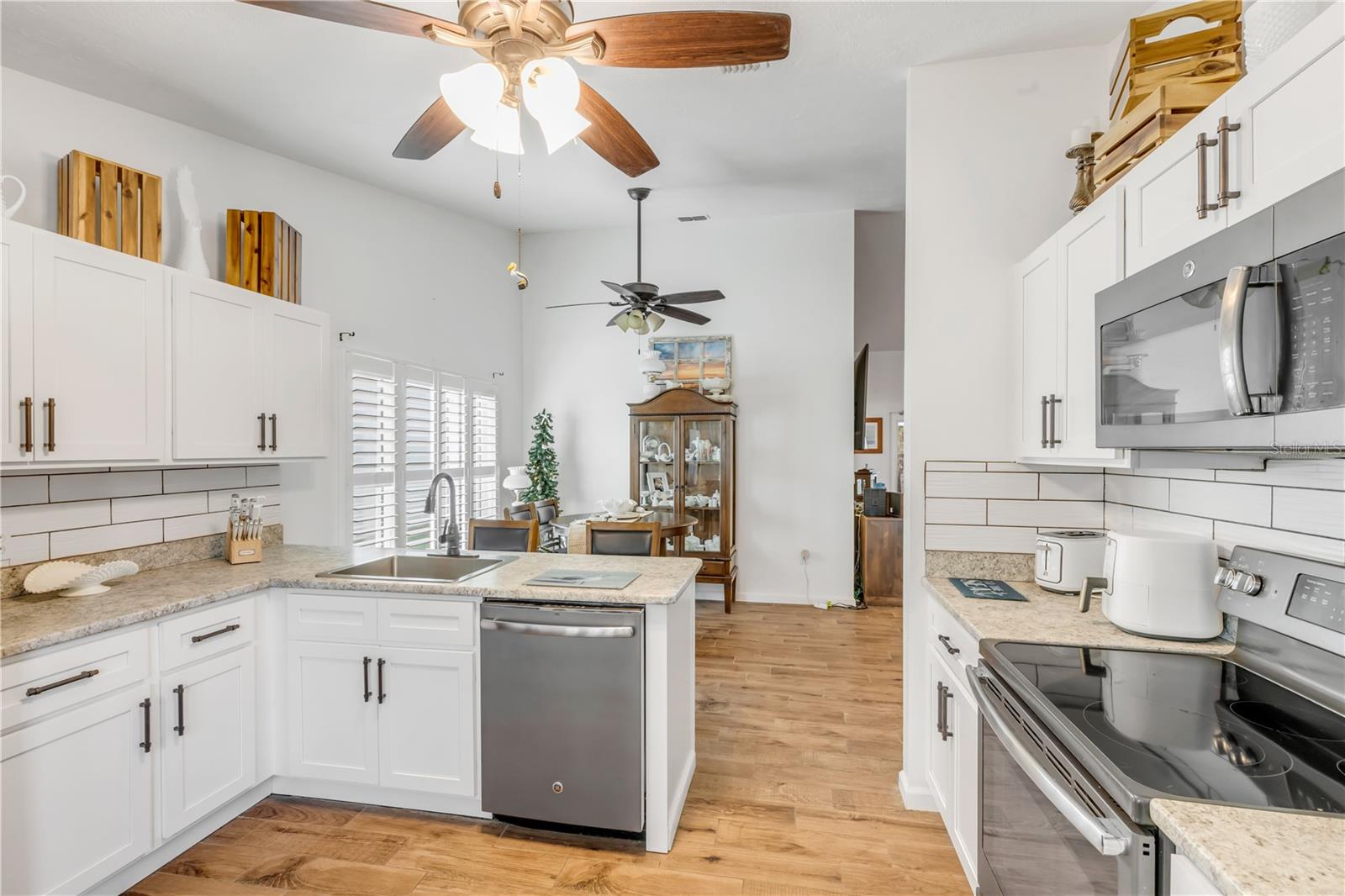 Image 16 of 51 For 1107 Plover Place