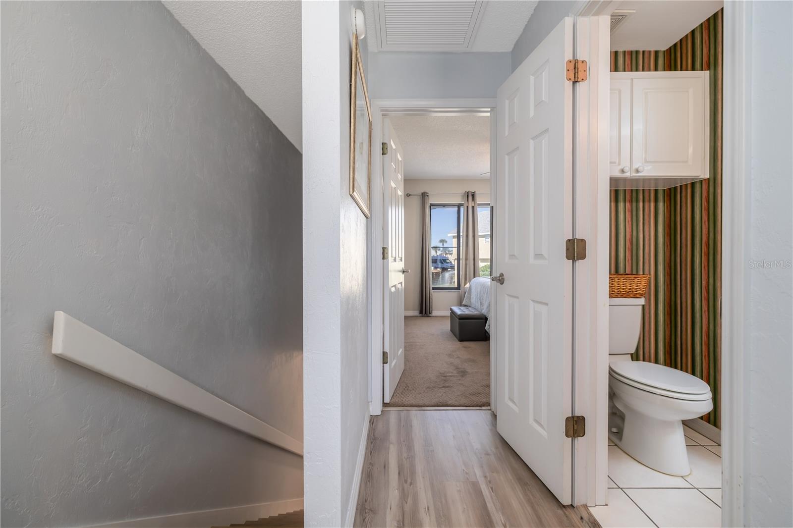 Image 14 of 22 For 4786 Atlantic Avenue 4b