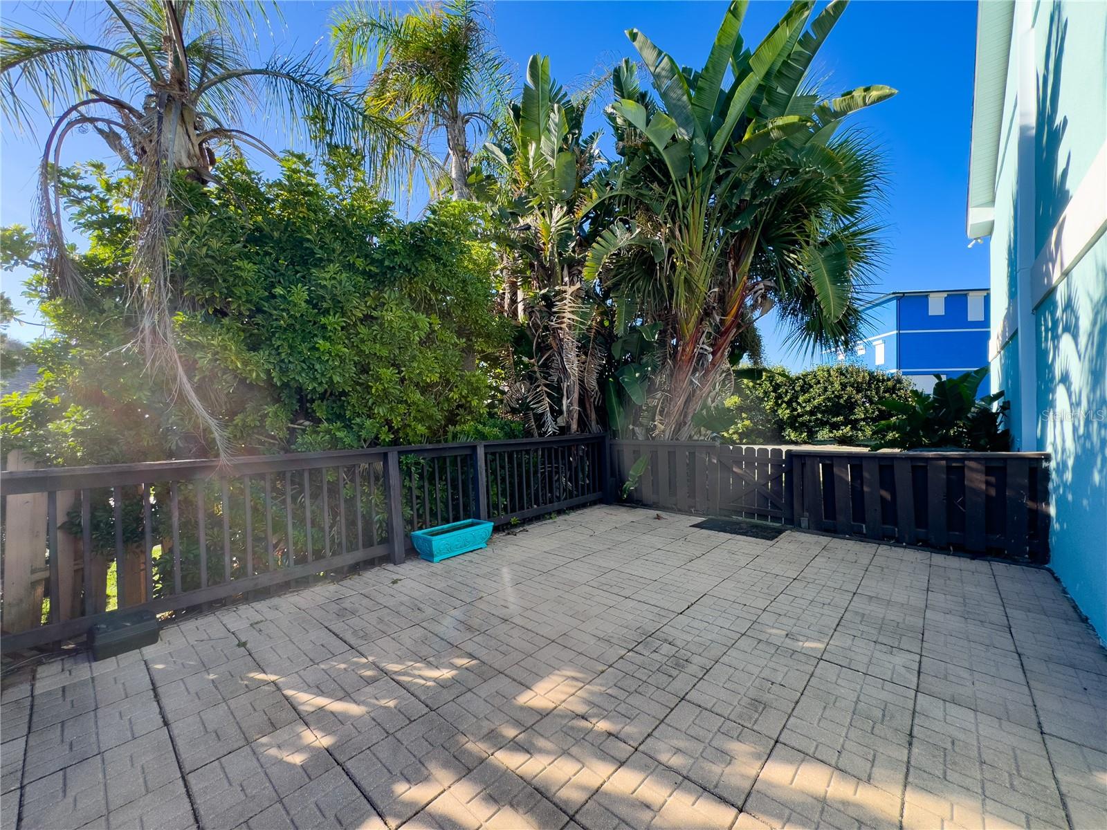 Image 20 of 22 For 4786 Atlantic Avenue 4b