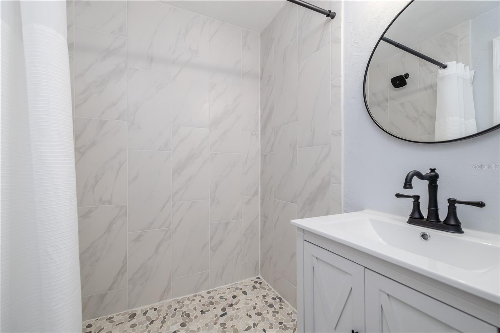 Image 9 of 22 For 4786 Atlantic Avenue 4b