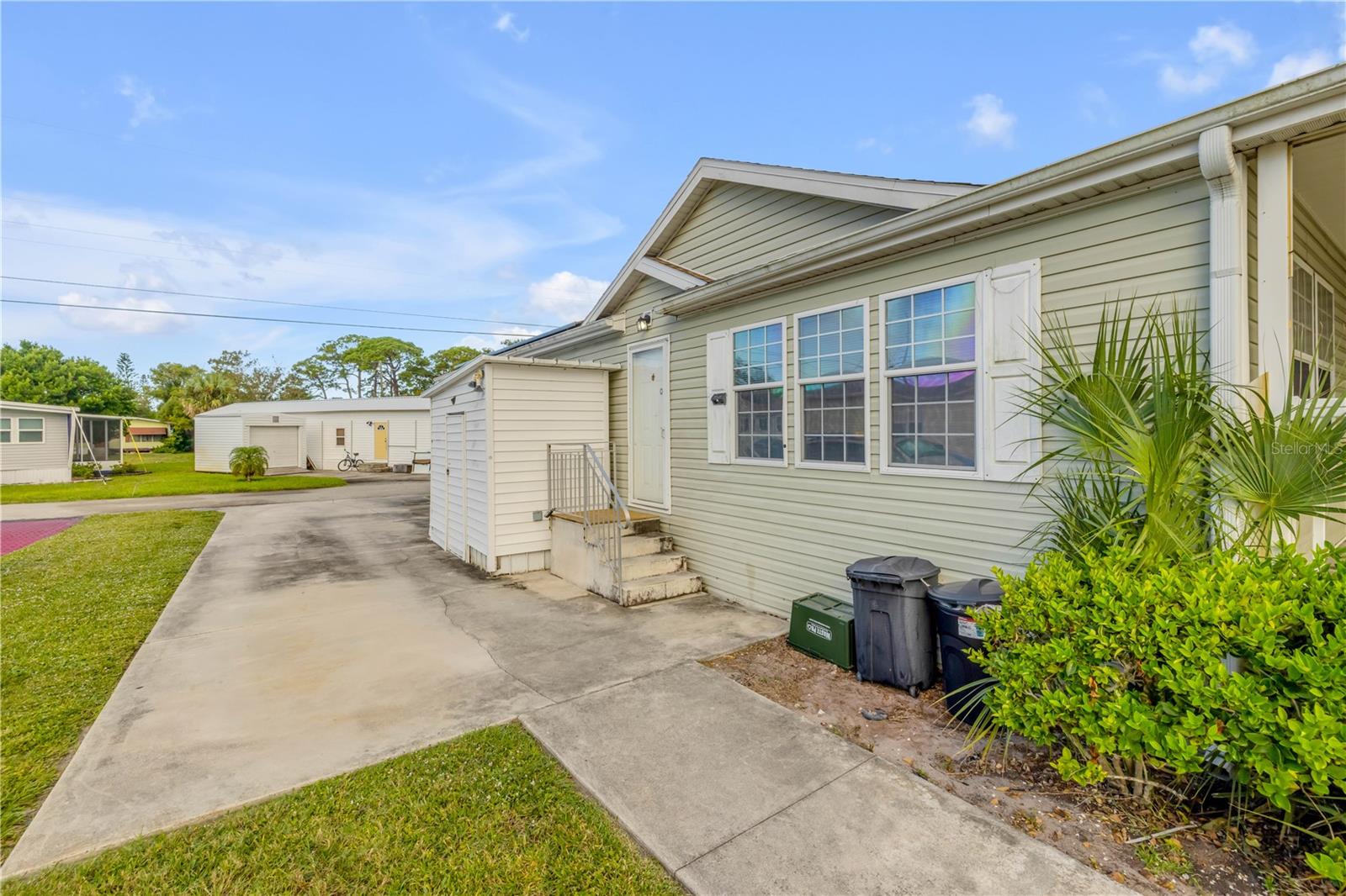 Image 3 of 17 For 5412 Isabelle Avenue