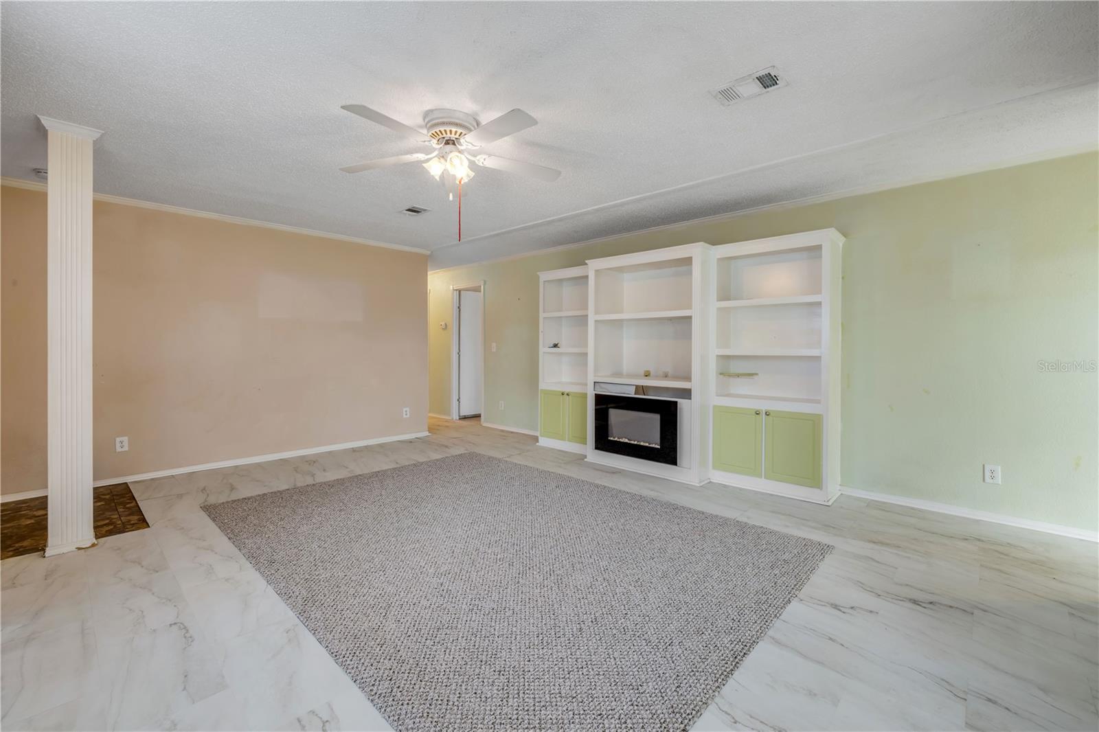 Image 5 of 17 For 5412 Isabelle Avenue