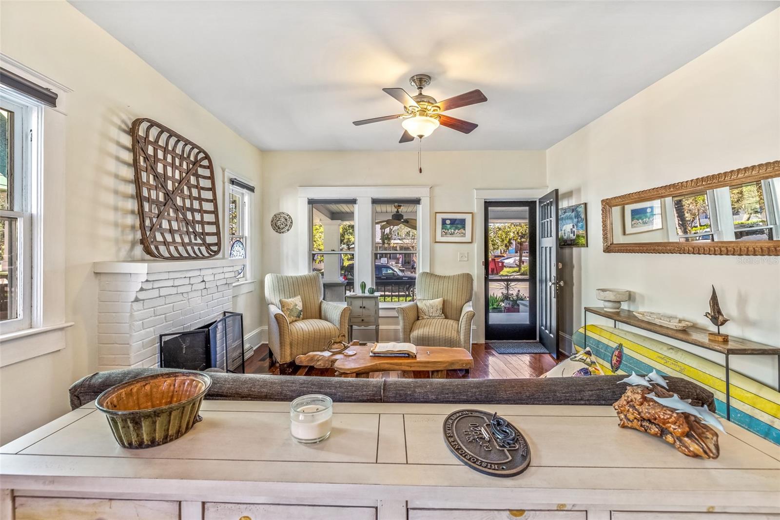 Image 10 of 52 For 306 Orange Street