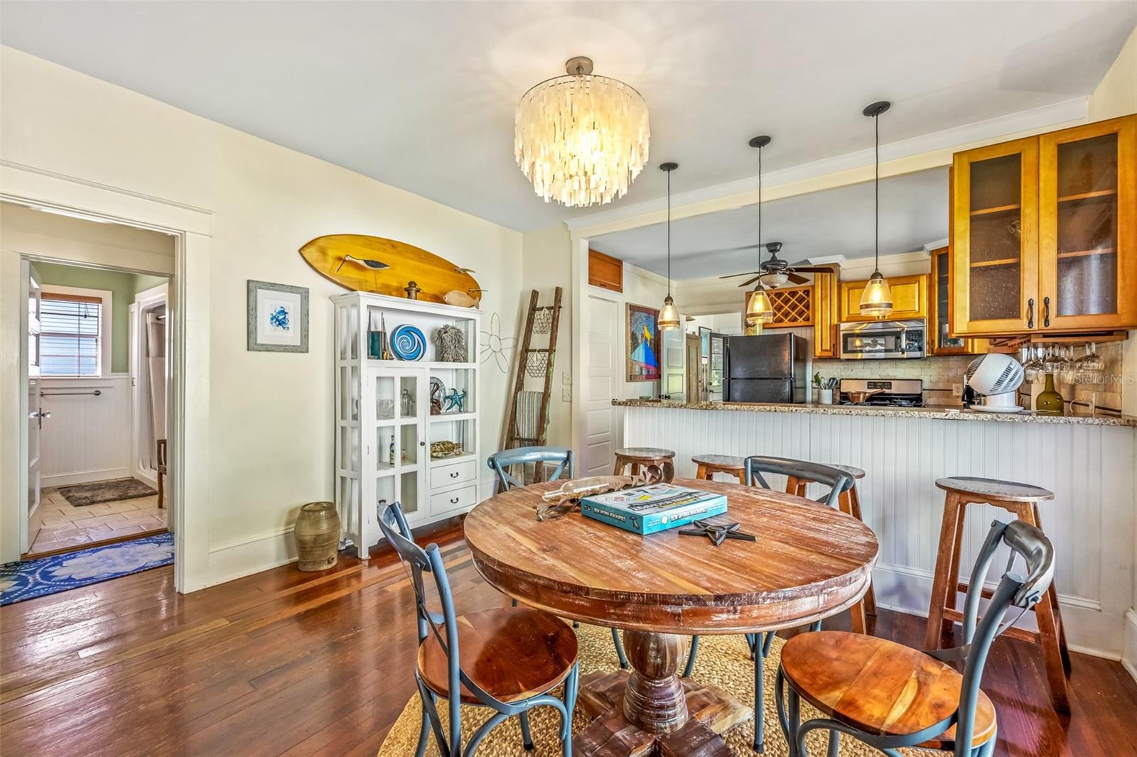 Image 13 of 52 For 306 Orange Street