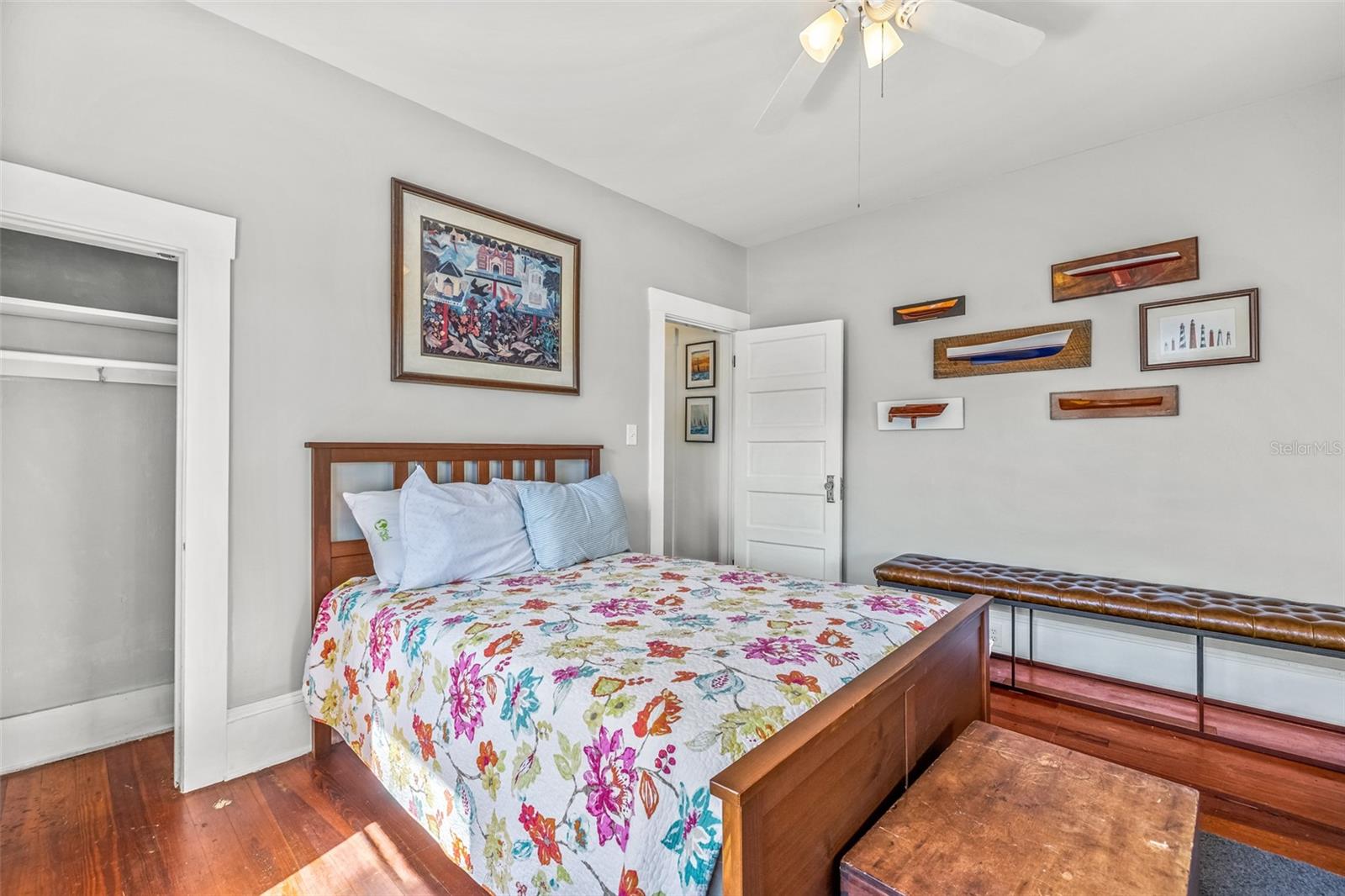 Image 22 of 52 For 306 Orange Street