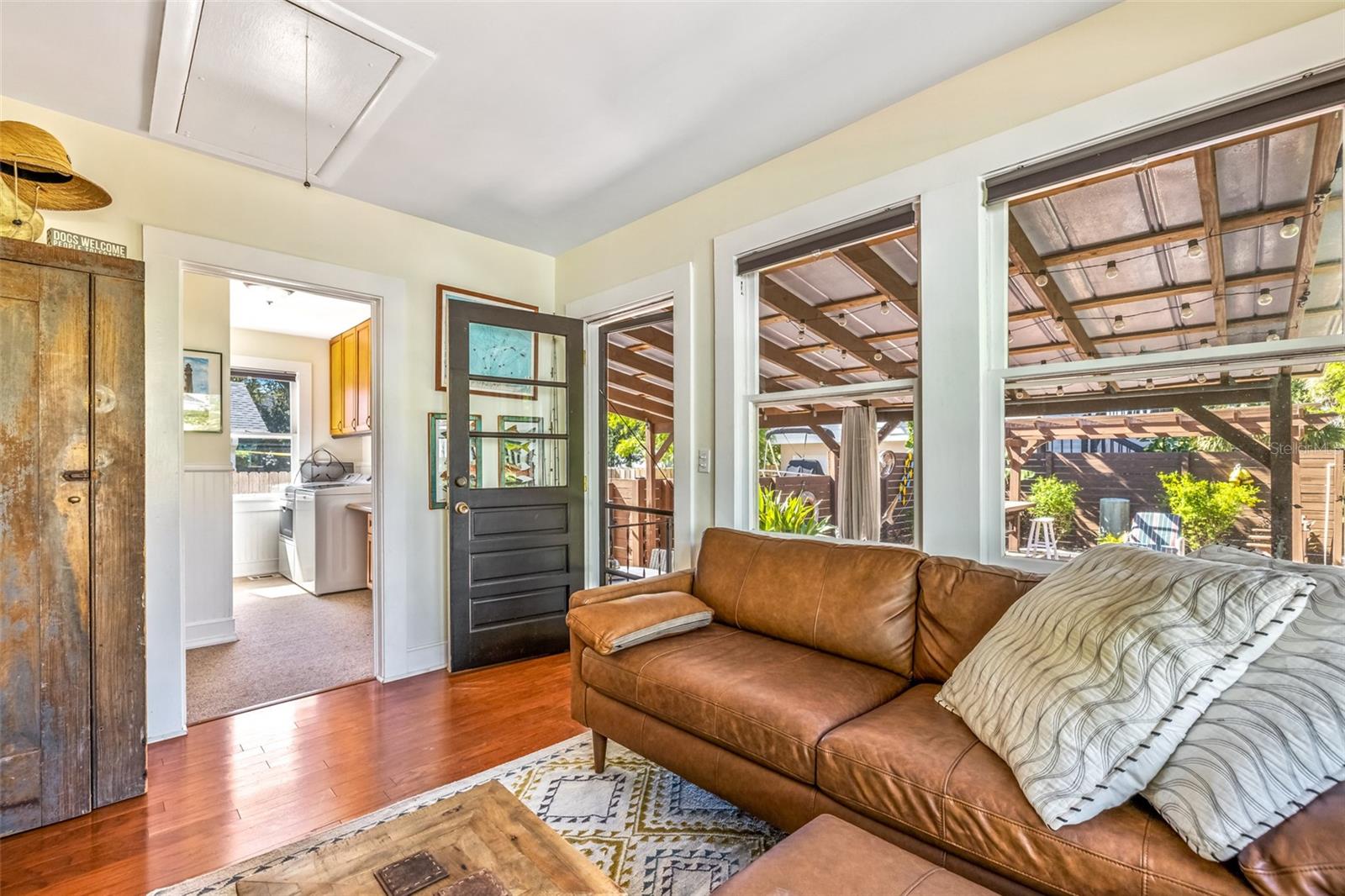 Image 26 of 52 For 306 Orange Street