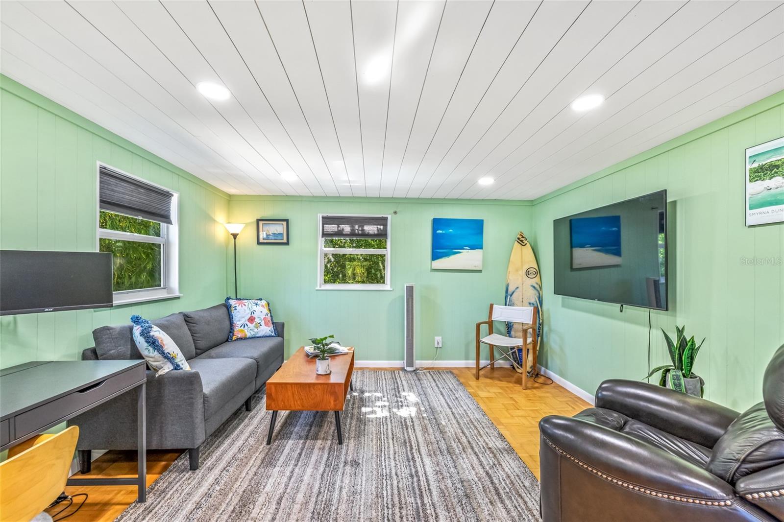 Image 32 of 52 For 306 Orange Street