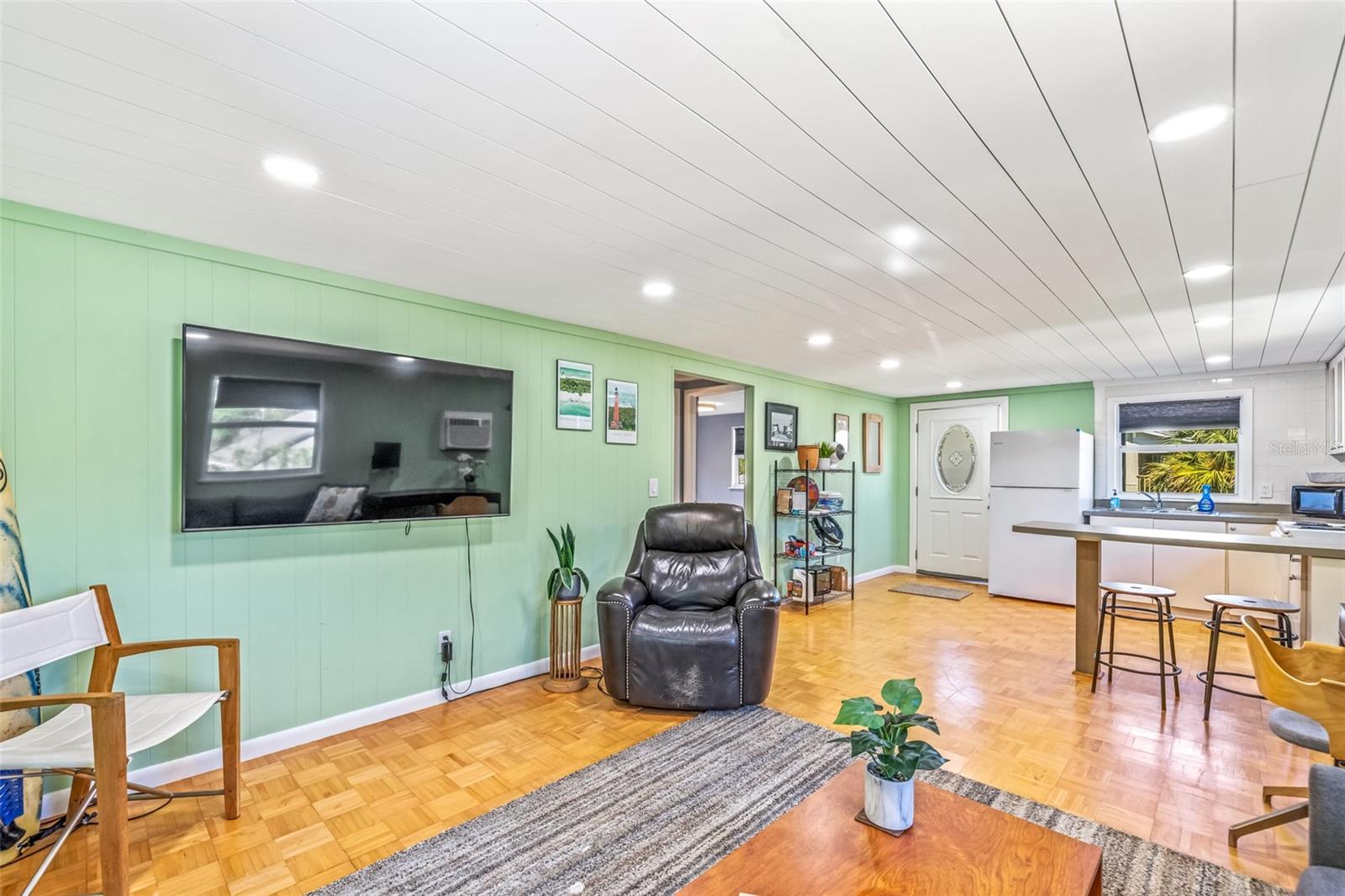 Image 33 of 52 For 306 Orange Street