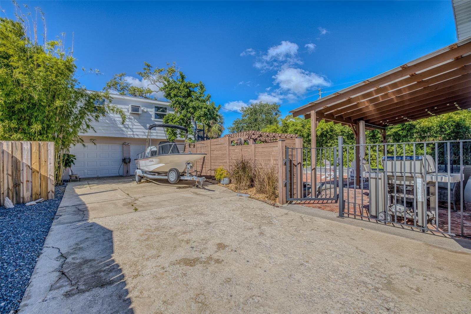 Image 38 of 52 For 306 Orange Street