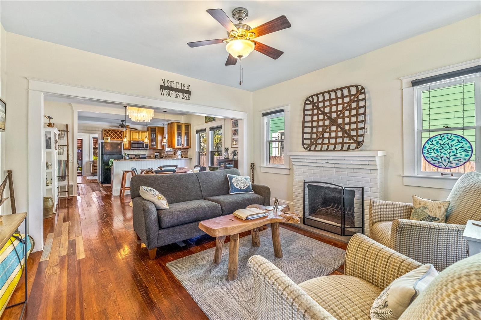 Image 7 of 52 For 306 Orange Street