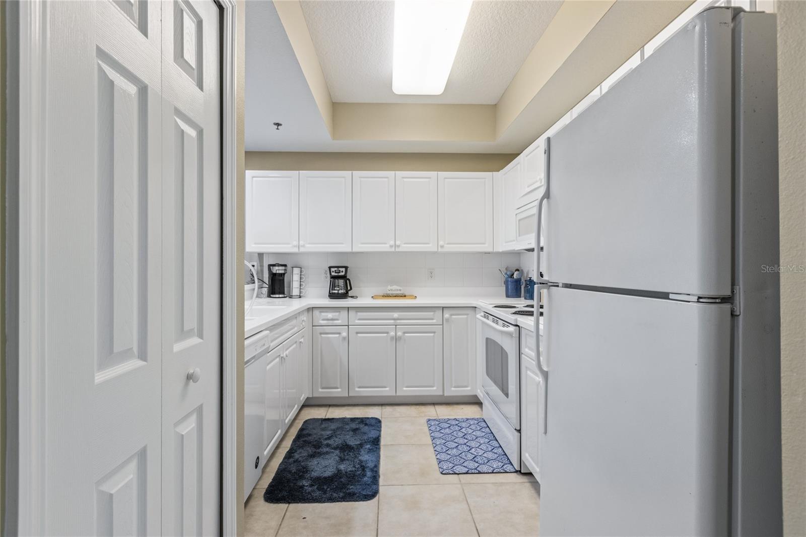 Image 11 of 53 For 5300 Atlantic Avenue 9-505