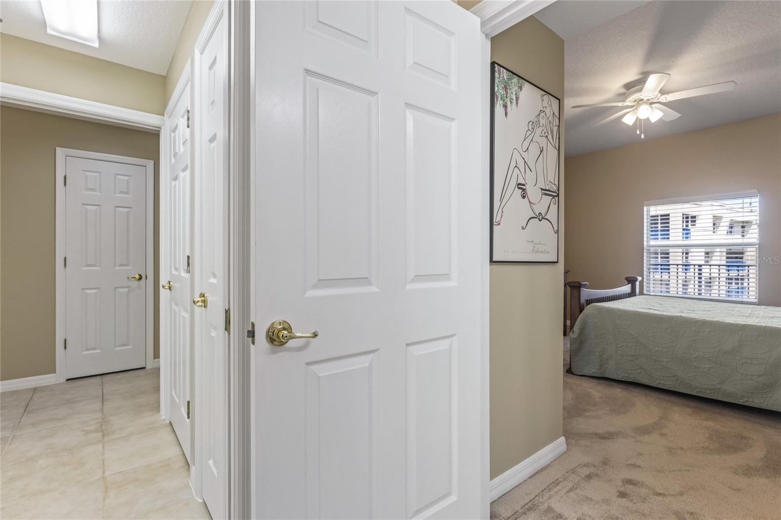 Image 23 of 53 For 5300 Atlantic Avenue 9-505